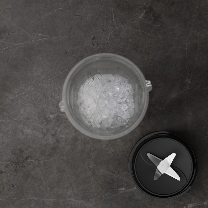 Blender sport Electrolux Create 4 E4SB1-4ST, 350 W, 0.6 l, 2 viteze + functie Pulse, 2 recipiente on-the-go, lame inox detasabile, inox