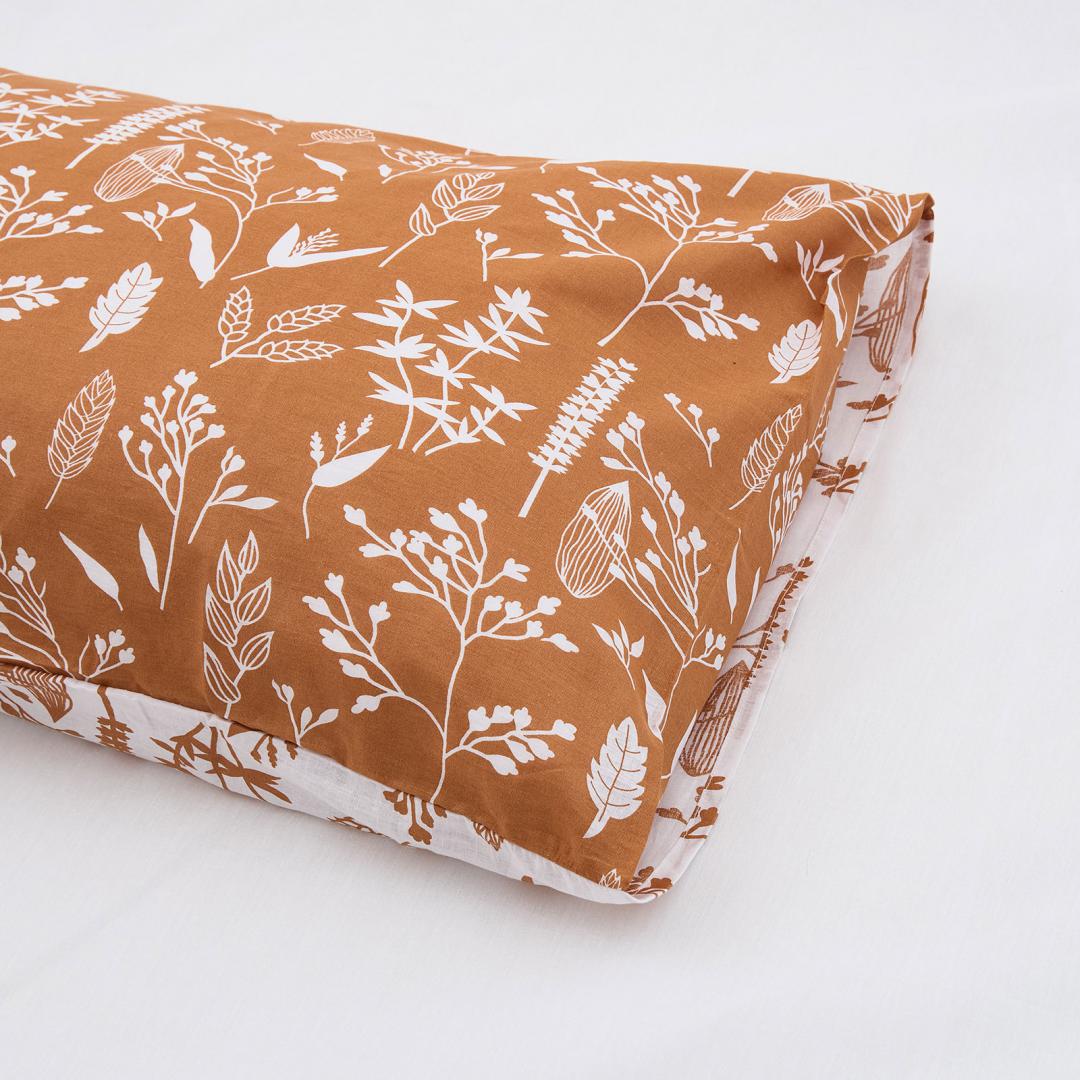 Lenjerie de pat Heinner Home, 2 persoane, 100% bumbac 132 TC, cearsaf pilota 180x215 cm, cearsaf pat 200x220 cm, 2 fete de perna 50x70 cm, 4 piese