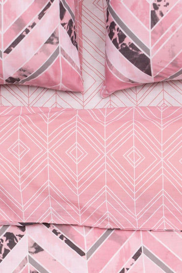 Lenjerie de pat Heinner Home, 2 persoane, 100% bumbac 132 TC, cearsaf pilota 180x215 cm, cearsaf pat 200x220 cm, 2 fete de perna 50x70 cm, 4 piese, imprimeu geometric, Roz/Maro