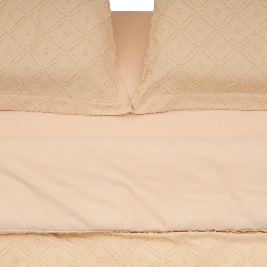 Lenjerie de pat king size pentru 2 persoane Tuff Heinner Home, cearsaf pilota 200x220 cm, cearsaf pat 220x240 cm, 2 fete de perna oxford 50x70+5 cm, microfibra, broderie Tuffata, crem