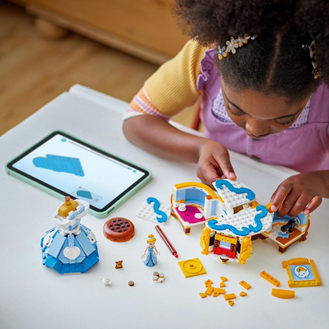 Rochia Cenusaresei, Lego 43266