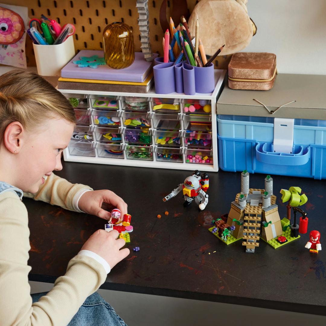 Knuckles Si Altarul Master Emerald, Lego 76998