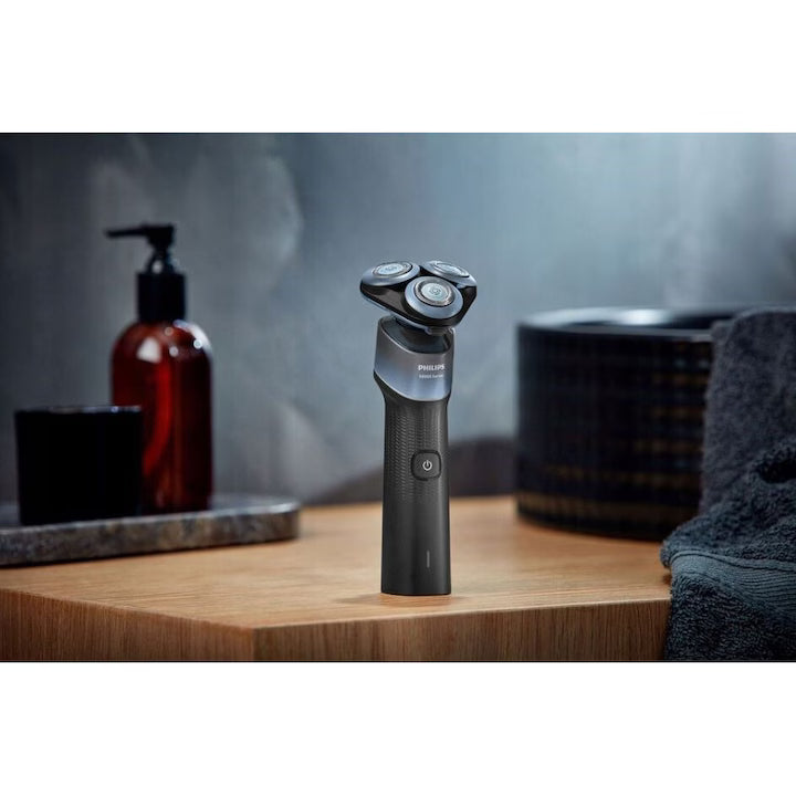 Aparat de Ras electric PHILIPS seria 5000X X5006/00, negru, 3 capete, rezistent la apa
