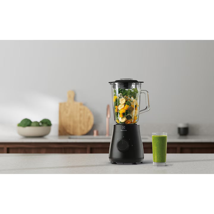 Blender Electrolux E3TB1-4GG, 500W, 1,5 l, 2 viteze + Pulse, 4 lame inox, cana sticla termo-rezistenta, negru