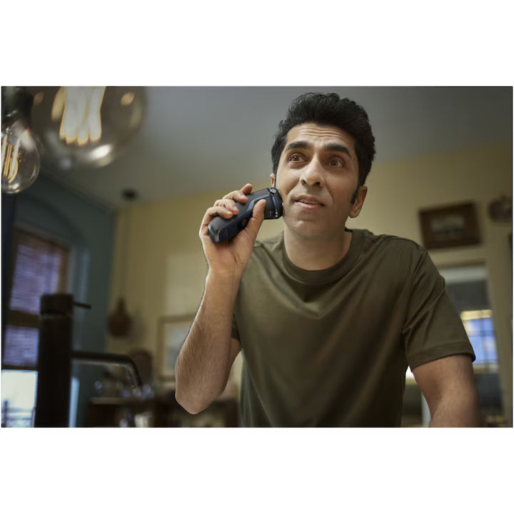 Aparat De Ras Philips Shaver Seria 3000 S3144/00, Barbierit Umed Şi Uscat, Fara Fir, Capete 5D Pivotante Si Flexibile, Lame Autoascutire, 60 Min, Capac De Protectie, Intens, L X A X I (Mm)